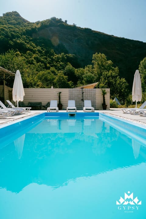 Pool view, Swimming pool, sunbed