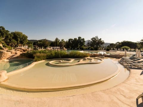 Les Appartements aux Restanques du Golfe de St Tropez - maeva Home - Appartement 2 pièces coin cabine 7 personnes - Sélection - vue Mer MAE-3148 Cabin in Grimaud