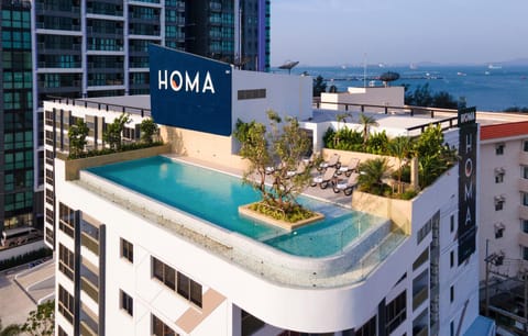 Property building, Swimming pool