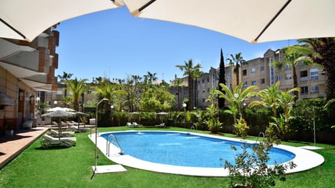 Garden, Swimming pool