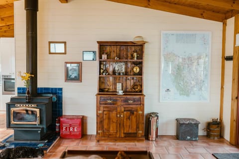 Fleurty's Point Cottage at Franklin South, Huon Valley, Tasmania House in Tasmania