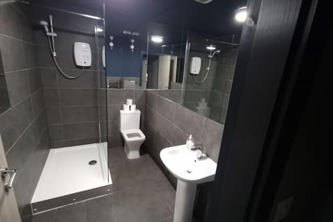 City CTR DJ party apartment - ibiza suite Apartment in Liverpool