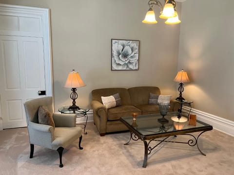 Extended Stays by Lee House Inn Apartment in Ohio