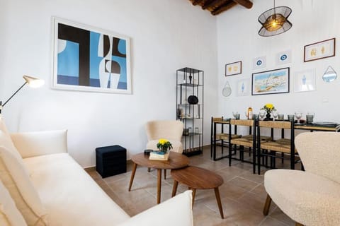 Venghera Naousa Apartment in the heart of Naousa Apartment in Naousa