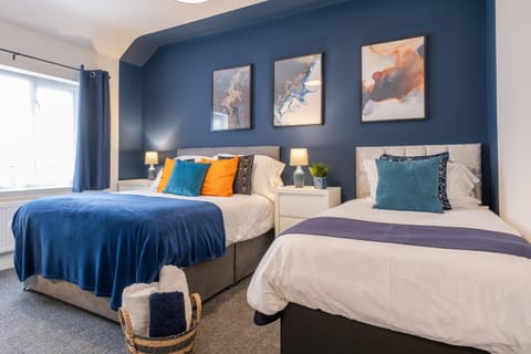 Bed, Bedroom