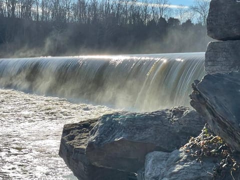 Nearby landmark, Natural landscape, River view