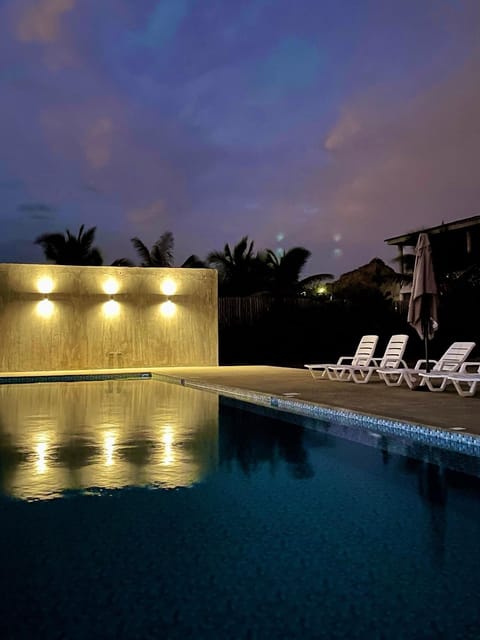 Night, Swimming pool