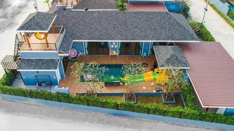 Property building, Bird's eye view