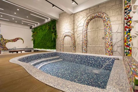 Pool view, Swimming pool
