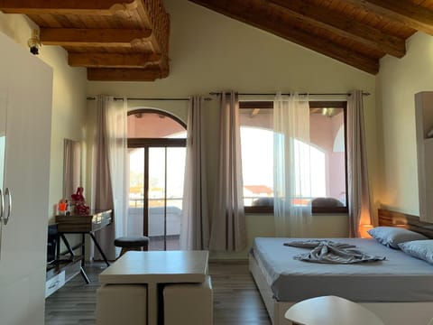 Photo of the whole room, Bedroom