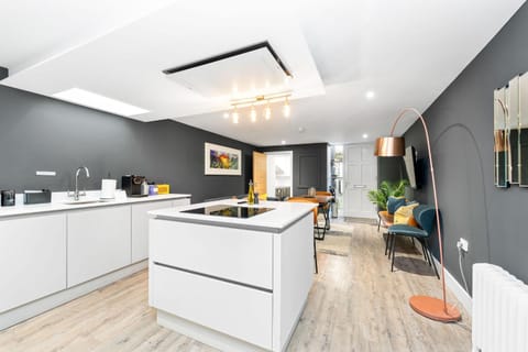 RÌGH Properties - Luxury West End Artisan Apartment Apartment in Edinburgh