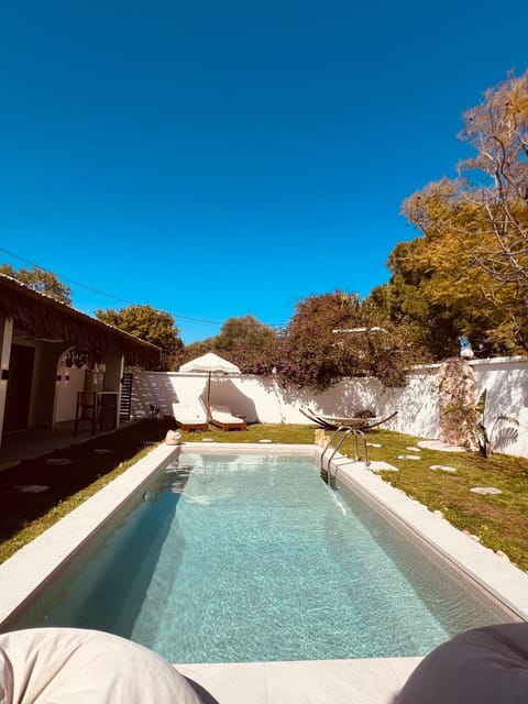Day, Natural landscape, Garden, Garden, Balcony/Terrace, Spa and wellness centre/facilities, Garden view, Pool view, Swimming pool, Swimming pool