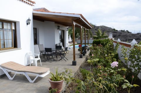Property building, Garden, Garden