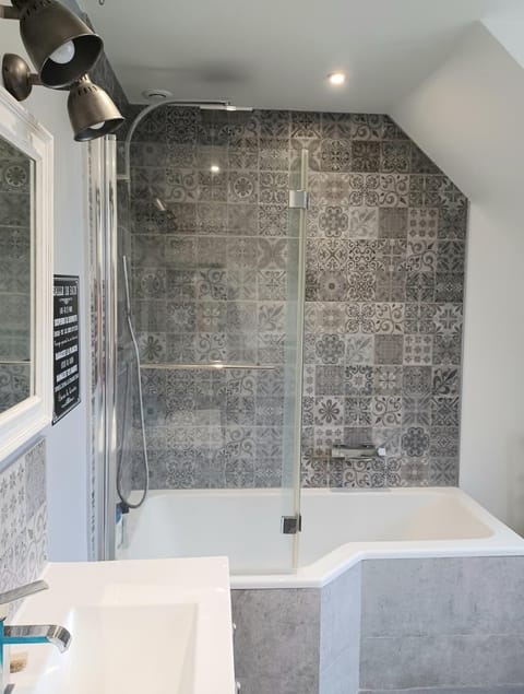 Chambre avec sdb Vacation rental in Centre-Val de Loire