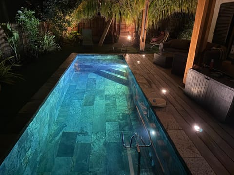 Night, Swimming pool