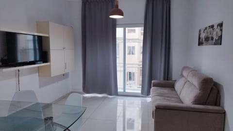 Hampton Court, Block C, n.2 Apartment in Saint Paul's Bay