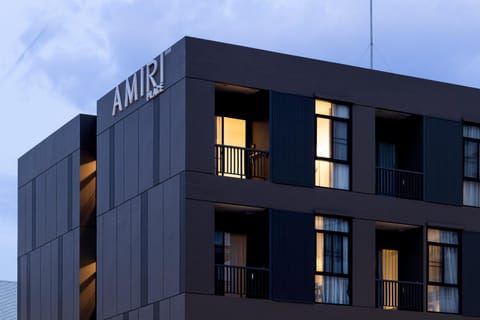 Property building, Day