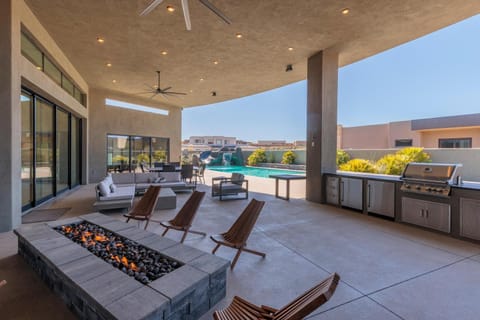 Exclusive Pool Villa House in St George