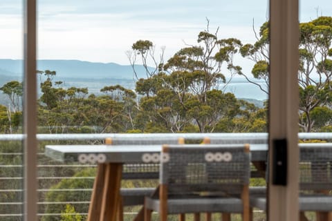 Natural landscape, Balcony/Terrace, Dining area, Mountain view, Sea view