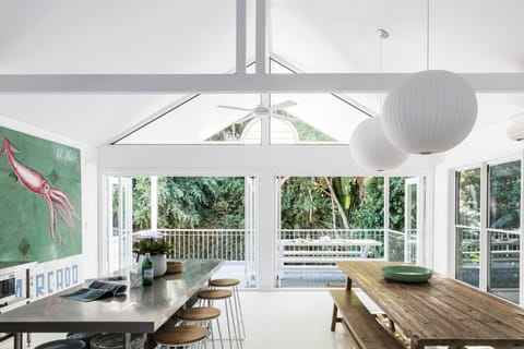 Seating area, Dining area, Garden view