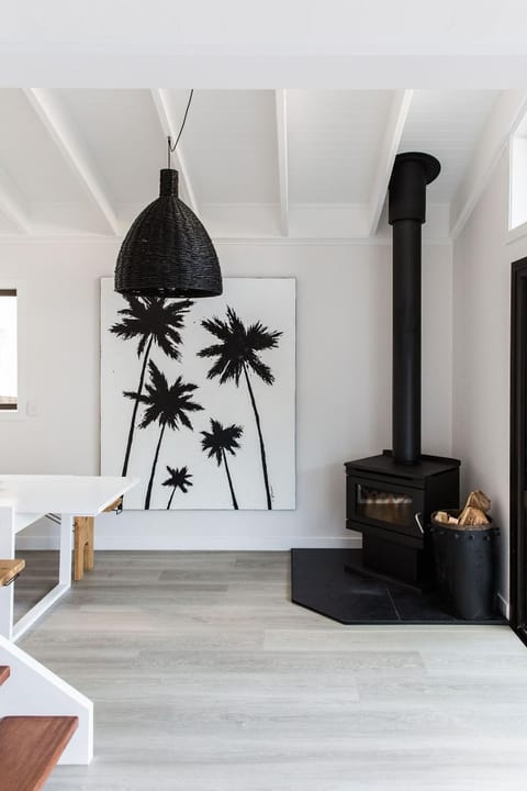 Living room, Decorative detail, fireplace