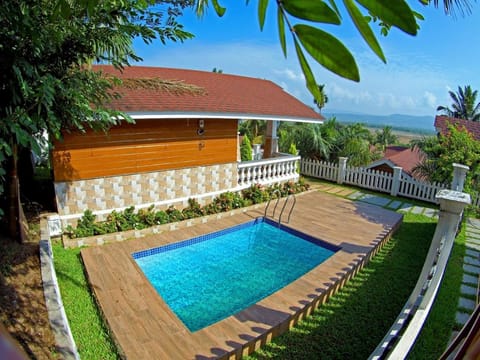 Day, Natural landscape, Garden, Garden view, Pool view, Swimming pool, sunbed