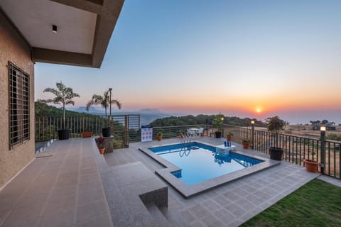 Facade/entrance, Day, Natural landscape, Mountain view, Pool view, Swimming pool, Sunrise, Sunset