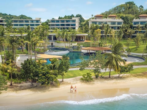 Property building, Day, People, Natural landscape, Beach, Sea view, Swimming pool, group of guests