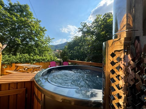 Patio, Natural landscape, Garden, Hot Tub, Hot Tub, View (from property/room), Spa and wellness centre/facilities, Open Air Bath