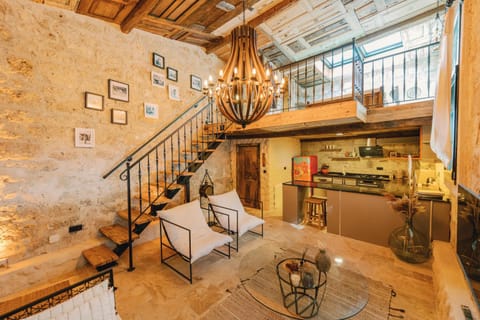 Kitchen or kitchenette, Living room, Seating area