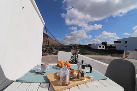 Day, Natural landscape, View (from property/room), Balcony/Terrace, Mountain view
