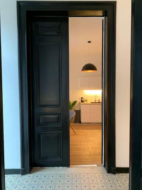 Mr White's Apartment in Liège