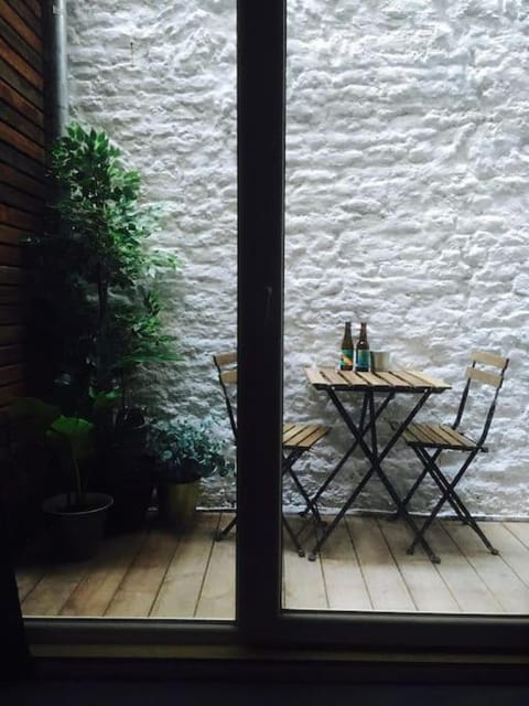Mr White's Apartment in Liège