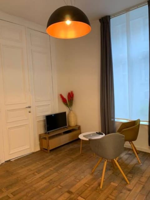 Mr White's Apartment in Liège