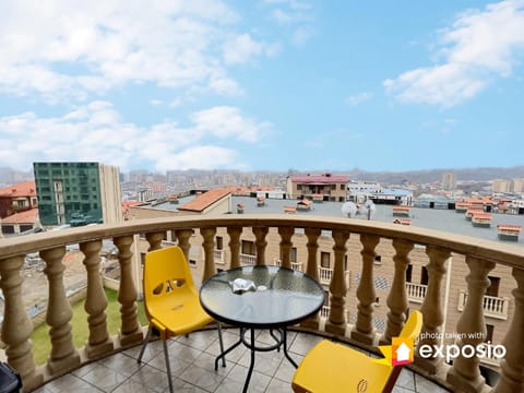 Day, View (from property/room), Balcony/Terrace, City view