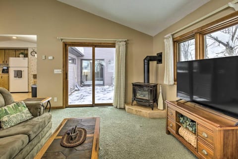 Phillips Cabin with Lake Views and Private Dock! Cabin in Wisconsin