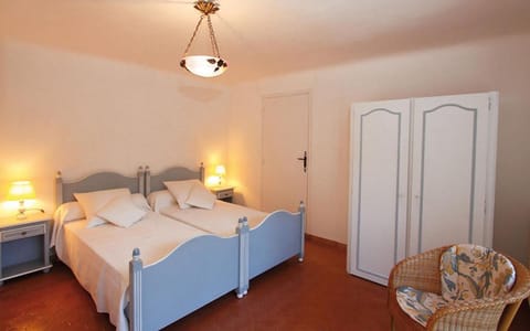 La bayorre House in Hyères