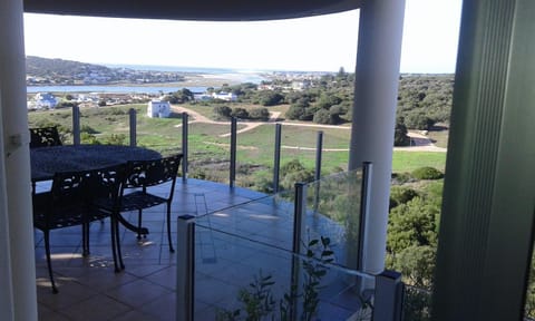 Swansnes House in Western Cape