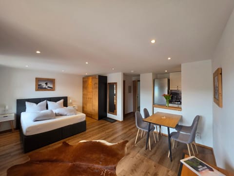 Living room, Bedroom