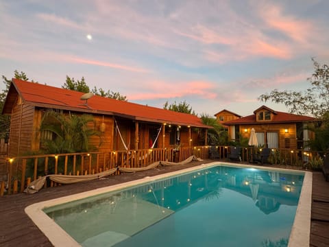 Swimming pool