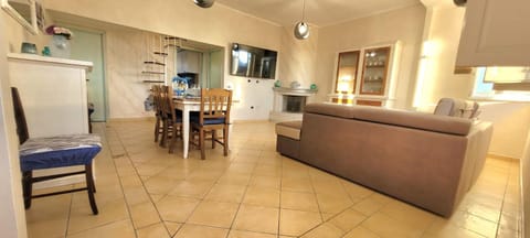 Rebecca's House, Cagliari, Poetto, Sardegna con 2 Camere Apartment in Cagliari