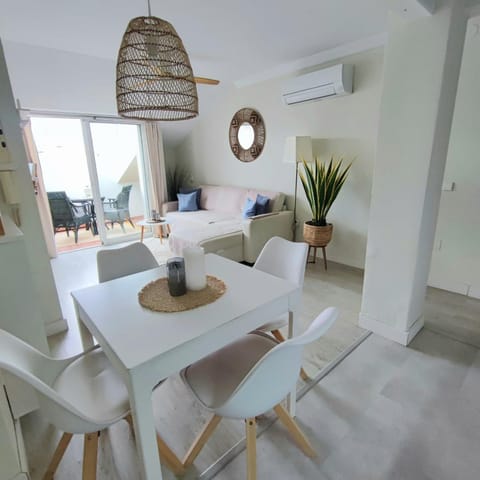 New City Penthouse near beach with sunny balcony Apartment in Fuengirola