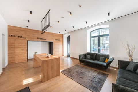 Facade/entrance, Lobby or reception