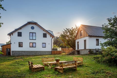 Property building, Natural landscape, Garden, Garden view