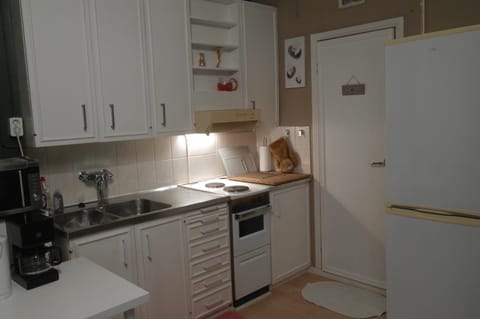 Kitchen or kitchenette, minibar, pet friendly, stove, toaster
