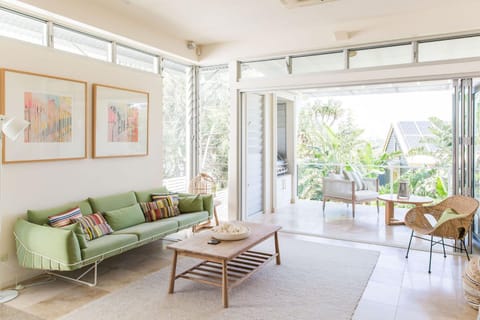 Day, View (from property/room), Balcony/Terrace, Living room, Seating area, Garden view