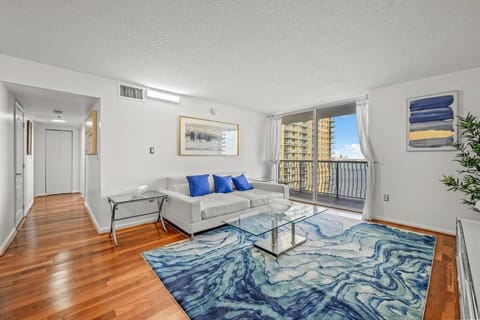 Spacious Ocean view unit in the heart of Brickell Apartment in Brickell