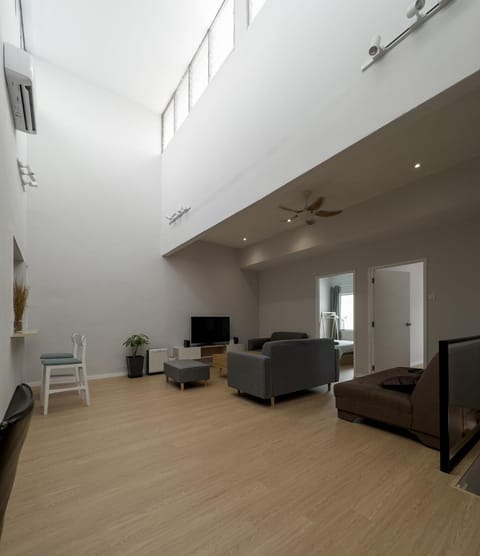 Living room, fireplace