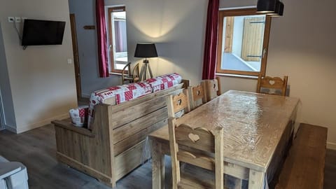 Appartement 6/8 pers à 200 m des pistes - piscine Apartment in Saint-Sorlin-d'Arves