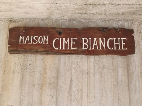 Property logo or sign